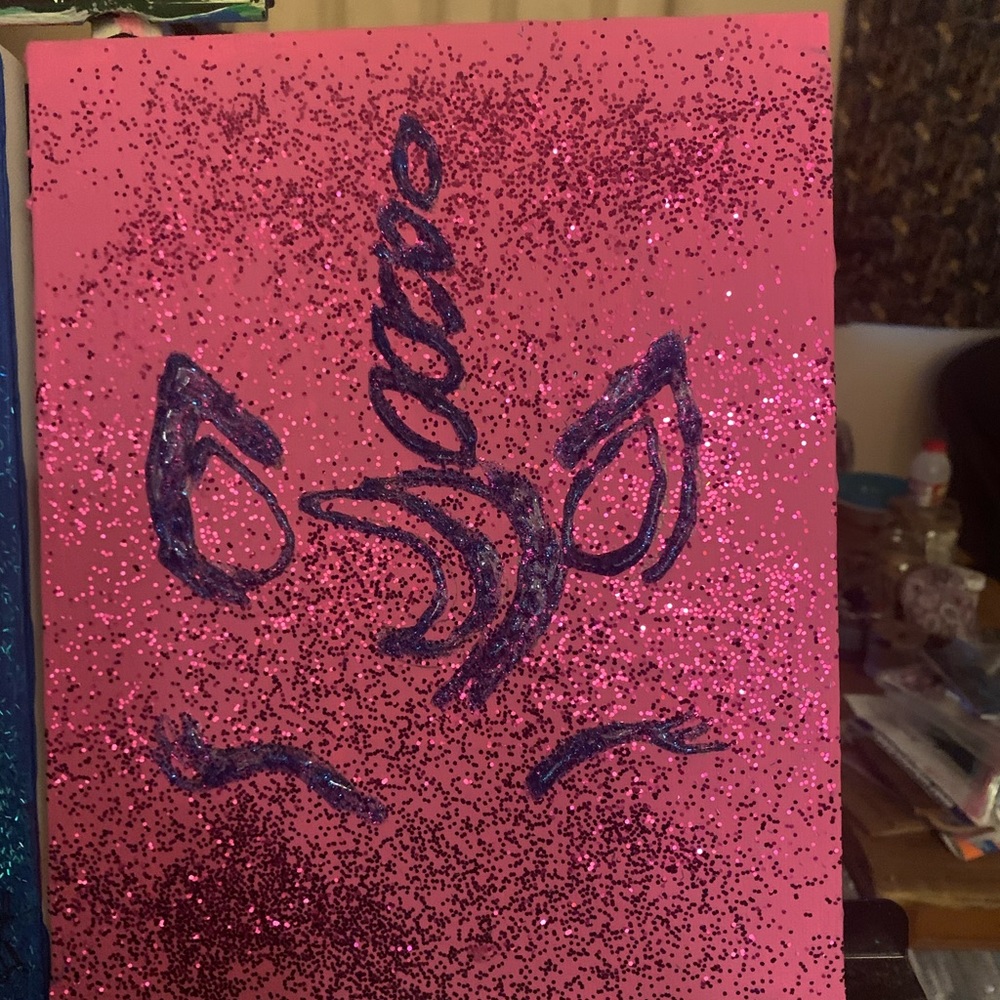 (1) pink/purple unicorn glitter painting